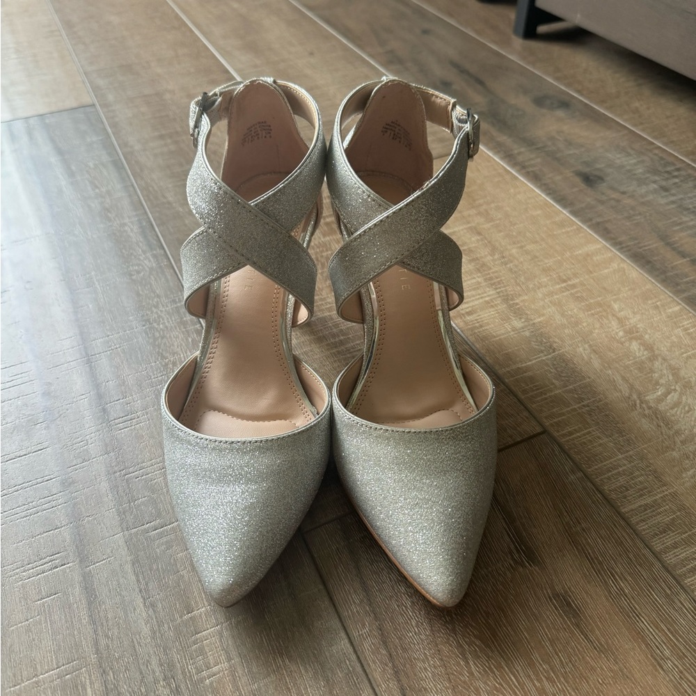 Kelly & Katie Silver Sparkle Heels Size 7 NIB